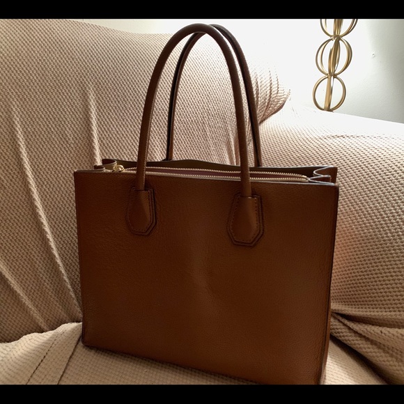 Michael Kors mercer tote - Picture 2 of 6